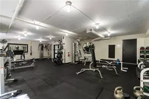 740 N Kings Road, West Hollywood, CA 90069 - Photo 21