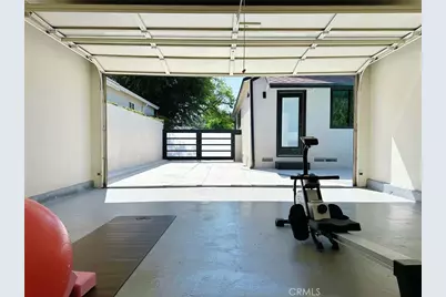 5430 Geyser Avenue, Tarzana, CA 91356 - Photo 27