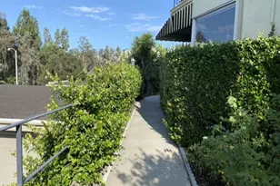 101 N Grand, Pasadena, CA 91103 - Photo 25