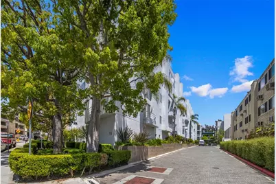 520 S Barrington Avenue #116, Los Angeles, CA 90049 - Photo 5