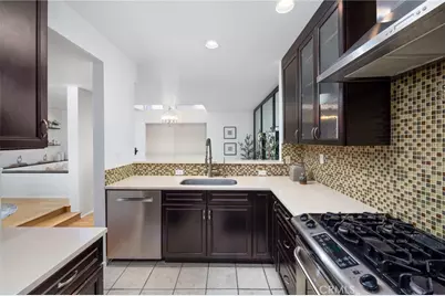 520 S Barrington Avenue #116, Los Angeles, CA 90049 - Photo 23
