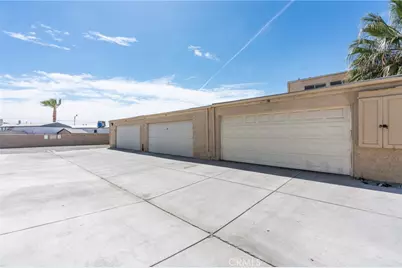 16465 Green Tree Boulevard #58, Victorville, CA 92395 - Photo 29