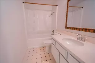 10055 Aspen, Santa Fe Springs, CA 90670 - Photo 15