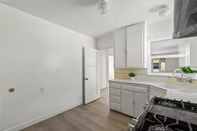 2057 N Eastern, Los Angeles, CA 90032 - Photo 23