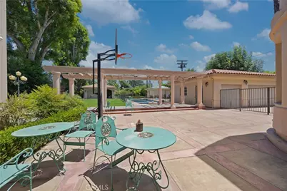 2280 S Oak Knoll Avenue, San Marino, CA 91108 - Photo 35