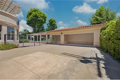 2280 S Oak Knoll Avenue, San Marino, CA 91108 - Photo 37