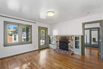 165 S Meridith Avenue, Pasadena, CA 91106 - Photo 9