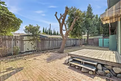 165 S Meridith Avenue, Pasadena, CA 91106 - Photo 17