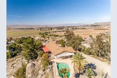 30321 Norden, Homeland, CA 92548 - Photo 1
