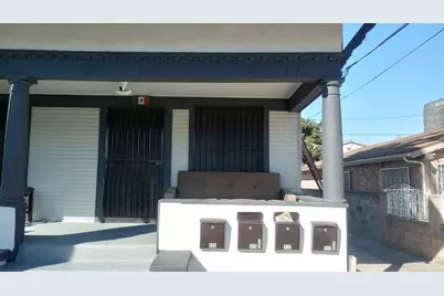 125 W 46th Street, Los Angeles, CA 90037 - Photo 3