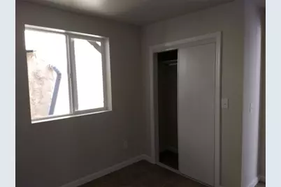 125 W 46th Street, Los Angeles, CA 90037 - Photo 29
