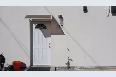 125 W 46th Street, Los Angeles, CA 90037 - Photo 9