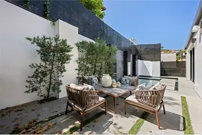 2033 Glencoe, Los Angeles, CA 90068 - Photo 33