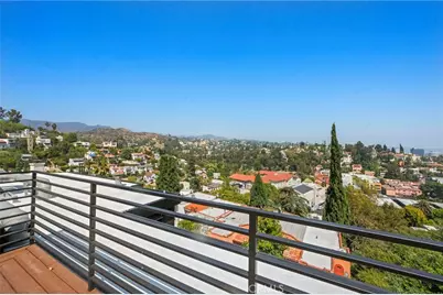 2033 Glencoe, Los Angeles, CA 90068 - Photo 39