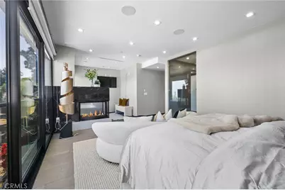 2033 Glencoe, Los Angeles, CA 90068 - Photo 7