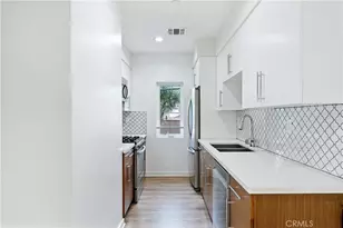 961 N St Andrews, Los Angeles, CA 90038 - Photo 19