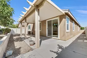 18036 Cloudberry Dr, San Bernardino, CA 92407 - Photo 27