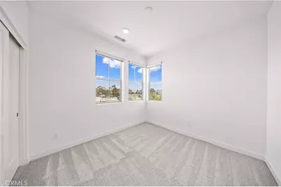 10301 Triple Crown Lane, Cypress, CA 90720 - Photo 23