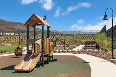 15964 Caterpillar, Fontana, CA 92336 - Photo 61