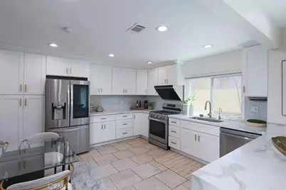 2926 Persimmon, Fullerton, CA 92835 - Photo 13