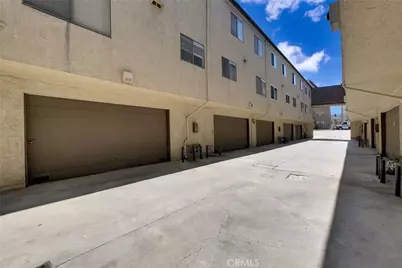 32 N 3rd #E, Alhambra, CA 91801 - Photo 23