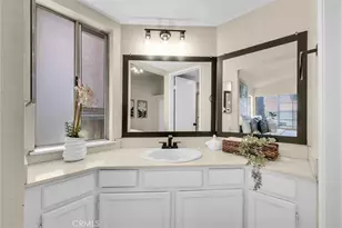 14419 Woodland Dr, Fontana, CA 92337 - Photo 13