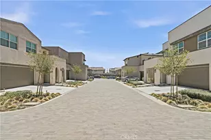 15964 Caterpillar, Fontana, CA 92336 - Photo 41