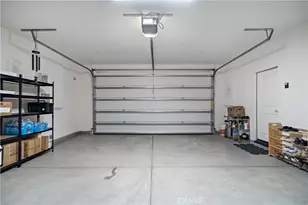 15964 Caterpillar, Fontana, CA 92336 - Photo 39