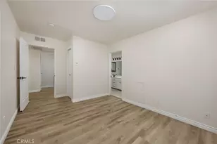 102 Harkness Ave, Pasadena, CA 91106 - Photo 23