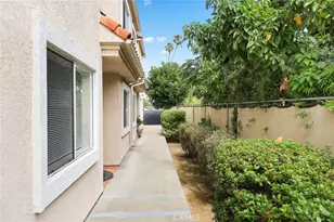 102 Harkness Ave, Pasadena, CA 91106 - Photo 7
