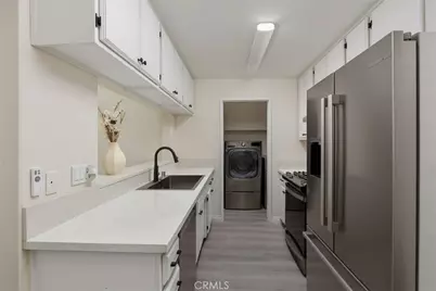 102 Harkness Avenue #G, Pasadena, CA 91106 - Photo 15