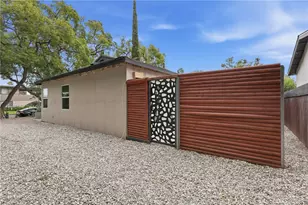 261 N Oak, Pasadena, CA 91107 - Photo 55