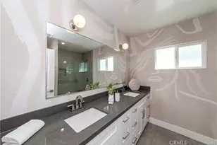 7426 Leescott Ave, Lake Balboa, CA 91406 - Photo 7
