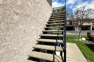 1123 W Sierra Madre Ave, Azusa, CA 91702 - Photo 15