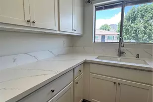 1123 W Sierra Madre Ave, Azusa, CA 91702 - Photo 7