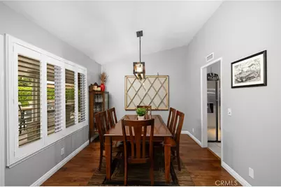 264 E Radcliffe Drive, Claremont, CA 91711 - Photo 13