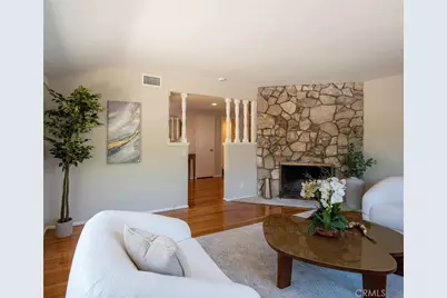 348 E Hillcrest Blvd., Monrovia, CA 91016 - Photo 5