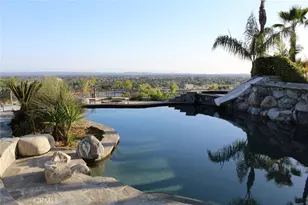 1445 Edgecliff, Pasadena, CA 91107 - Photo 11