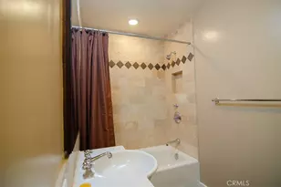 3655 Yorkshire Rd, Pasadena, CA 91107 - Photo 9