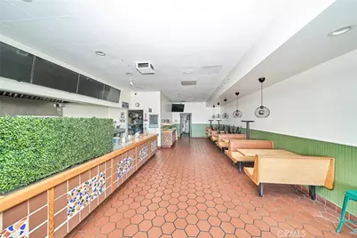 5845 Bellflower Boulevard #C, Lakewood, CA 90713 - Photo 19