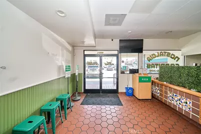 5845 Bellflower Boulevard #C, Lakewood, CA 90713 - Photo 21