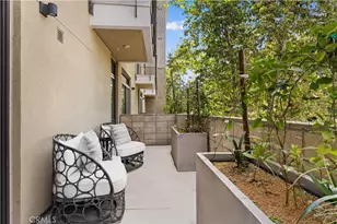 218 N El Molino Ave, Pasadena, CA 91101 - Photo 19
