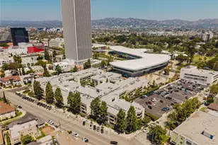 750 S Spaulding Ave, Los Angeles, CA 90036 - Photo 35