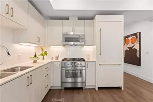 709 E Walnut Street, Pasadena, CA 91101 - Photo 3