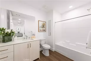 709 E Walnut Street, Pasadena, CA 91101 - Photo 15