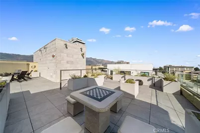 709 E Walnut Street #319, Pasadena, CA 91101 - Photo 33