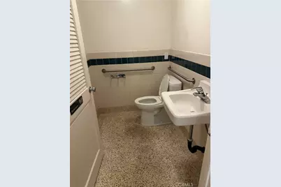 4075 E Live Oak Avenue, Arcadia, CA 91006 - Photo 7