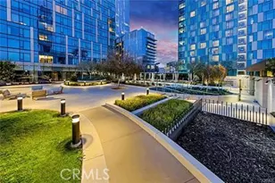 889 Francisco, Los Angeles, CA 90017 - Photo 11