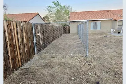 12966 Sundown, Victorville, CA 92392 - Photo 19