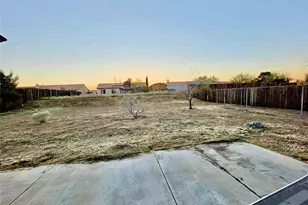 12966 Sundown, Victorville, CA 92392 - Photo 17